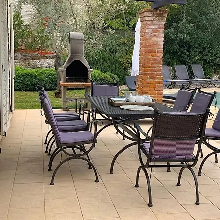 Melissa - Istrisches Steinhaus Mit Pool In Guter Lage Naehe Porec Villa *