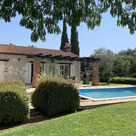 Melissa - Istrisches Steinhaus Mit Pool In Guter Lage Naehe Porec *