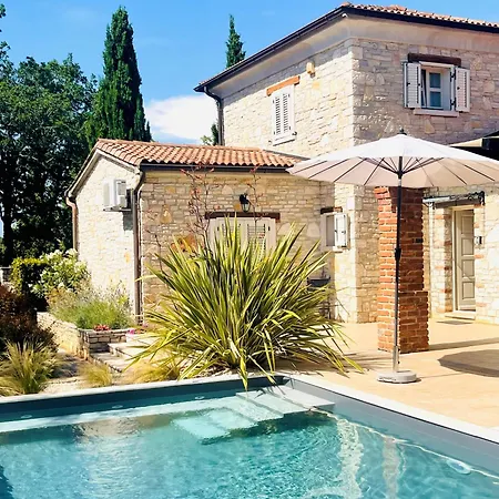 Melissa - Istrisches Steinhaus Mit Pool In Guter Lage Naehe Porec Villa *